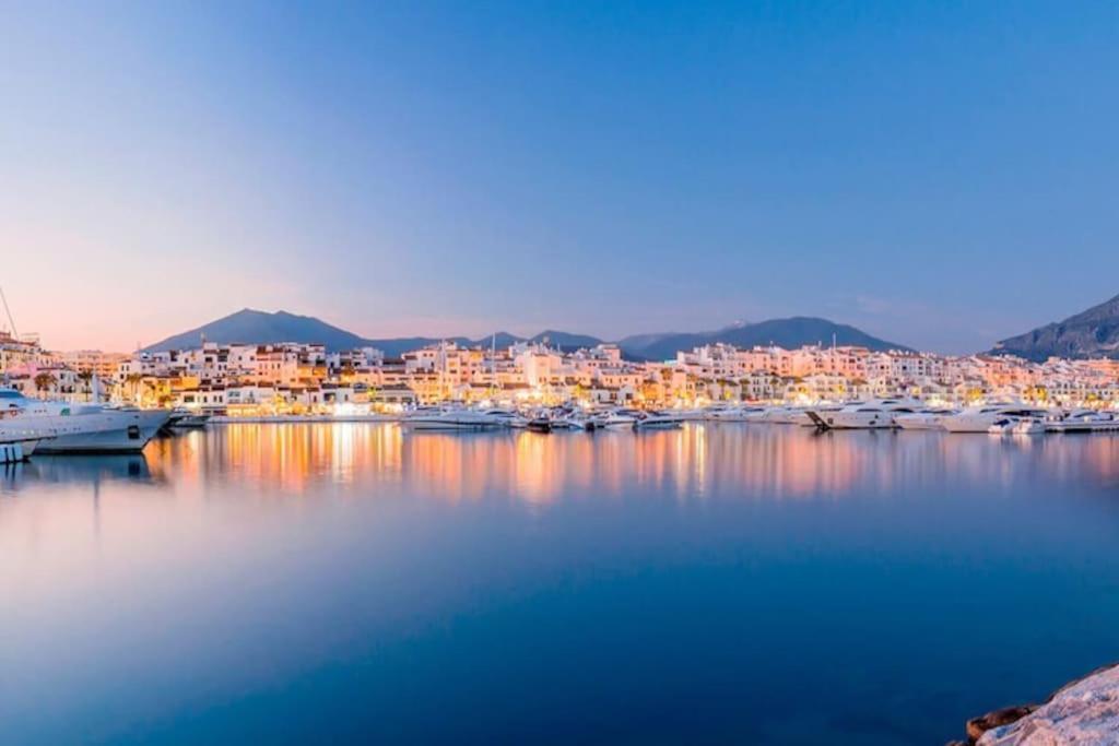 Oasis 100 Meters From With Private Parking Marbella