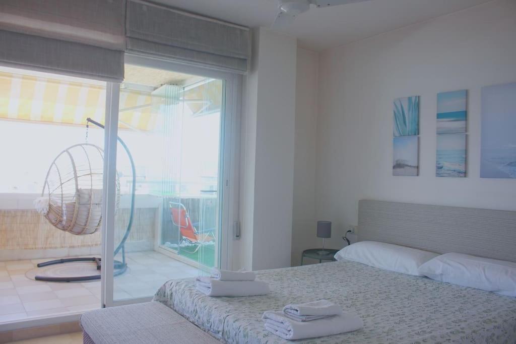 Apartment Oasis 100 Meters From With Private Parking *