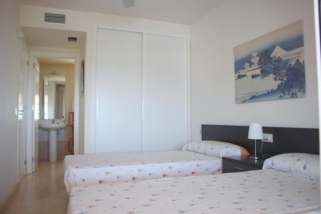 Oasis 100 Meters From With Private Parking Marbella