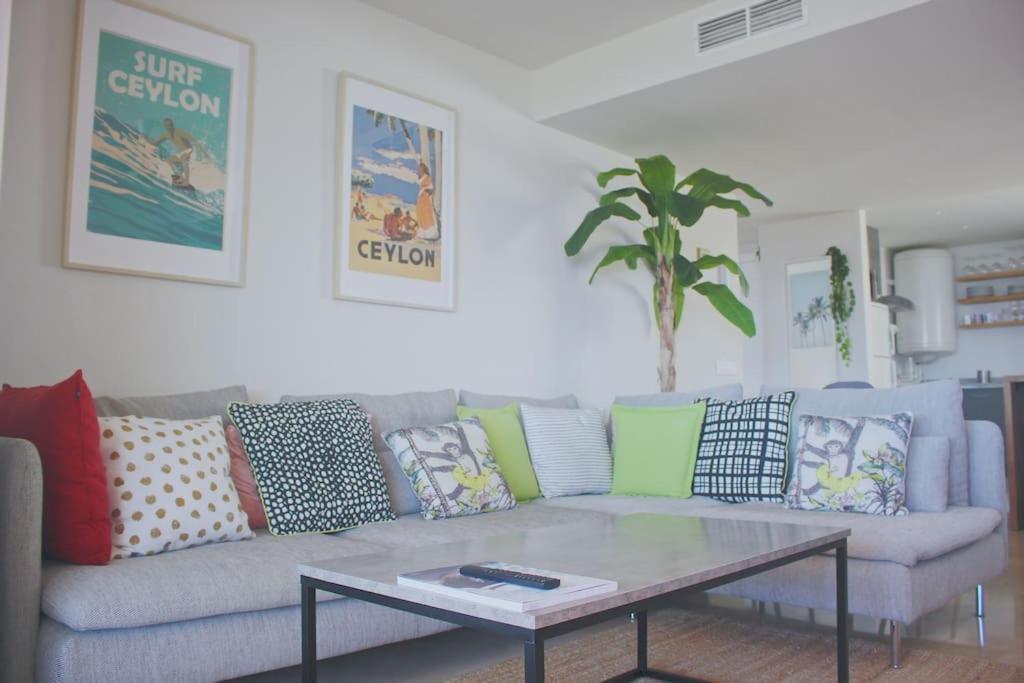 Oasis 100 Meters From With Private Parking