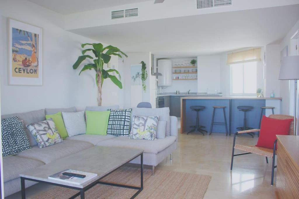 Oasis 100 Meters From With Private Parking * Marbella
