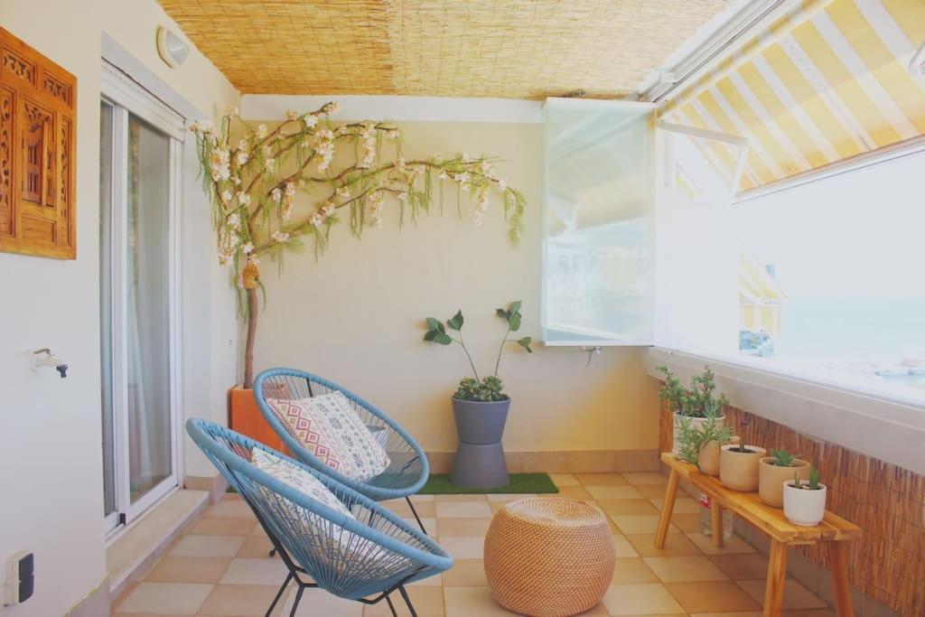 Apartemen Oasis 100 Meters From With Private Parking